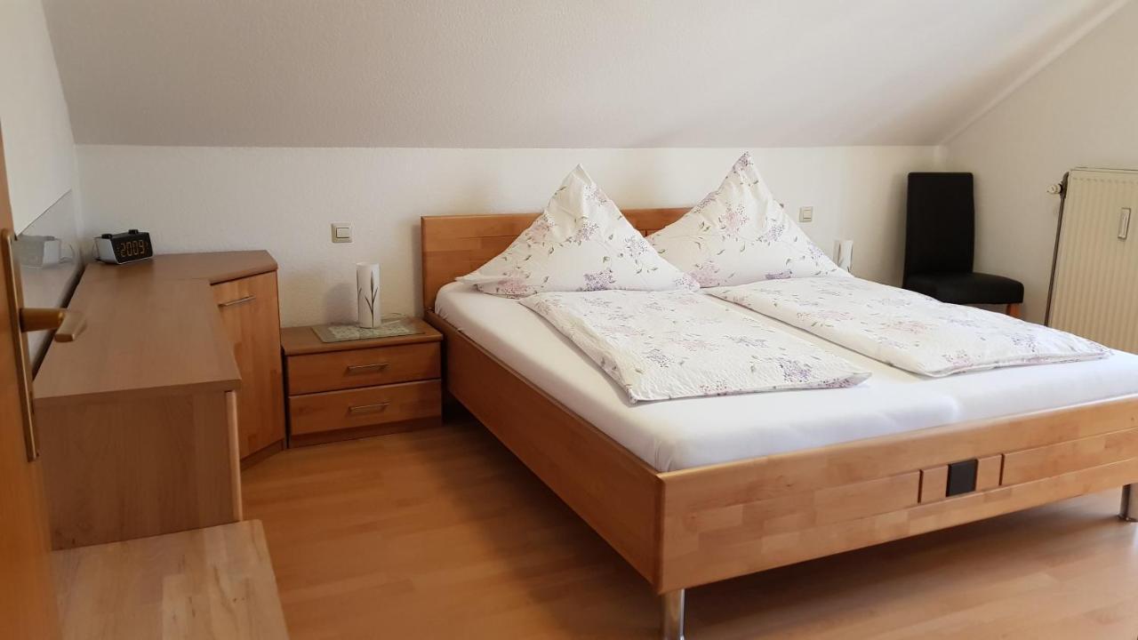 באדן-באדן Ferienwohnung Herrnberg מראה חיצוני תמונה