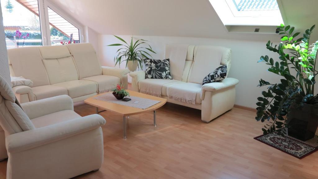 באדן-באדן Ferienwohnung Herrnberg מראה חיצוני תמונה